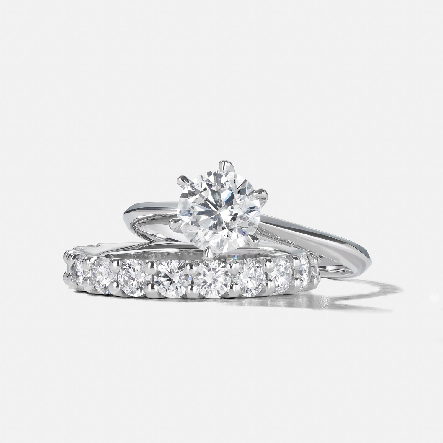 Brilliant 6 Claw Engagement Ring