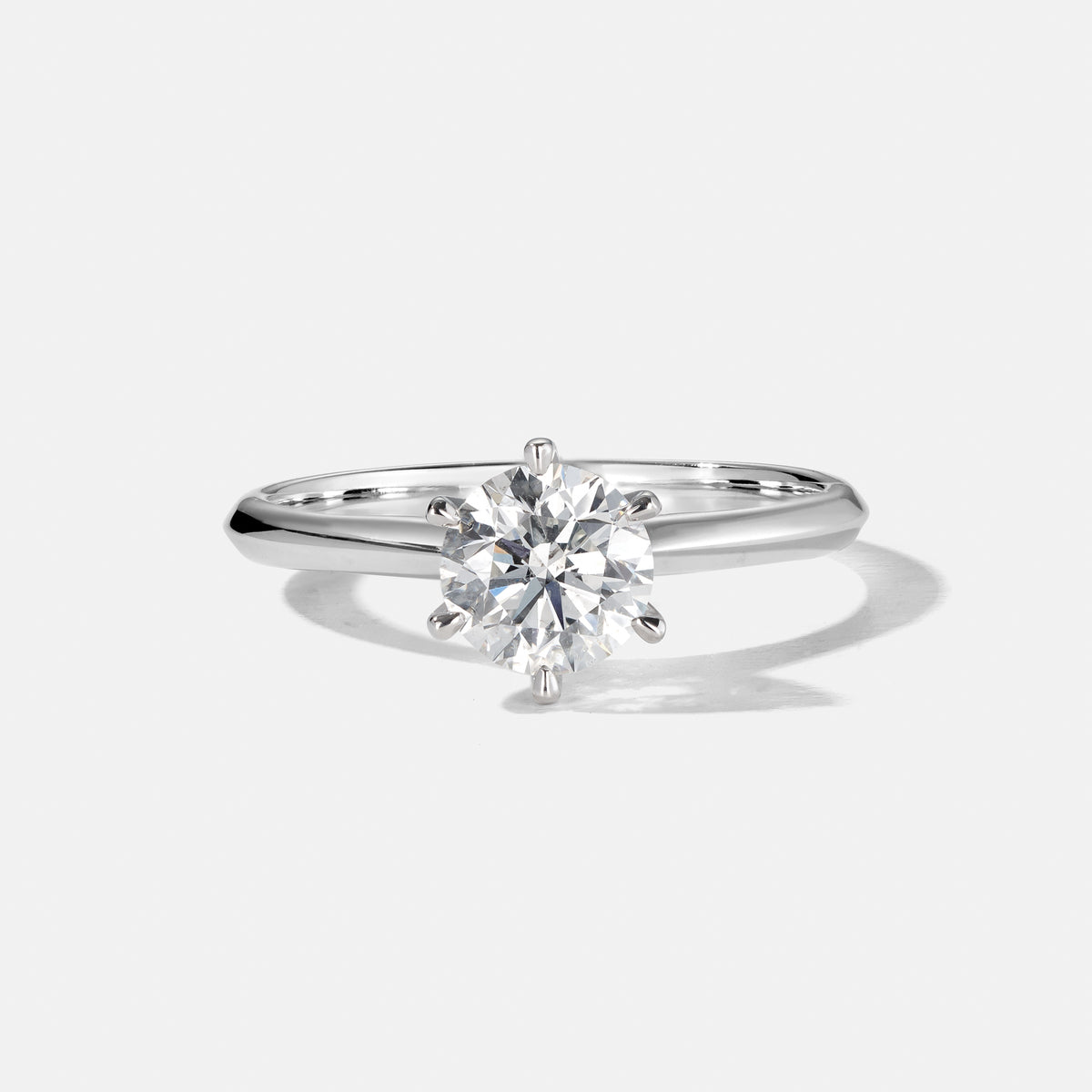 Brilliant 6 Claw Engagement Ring